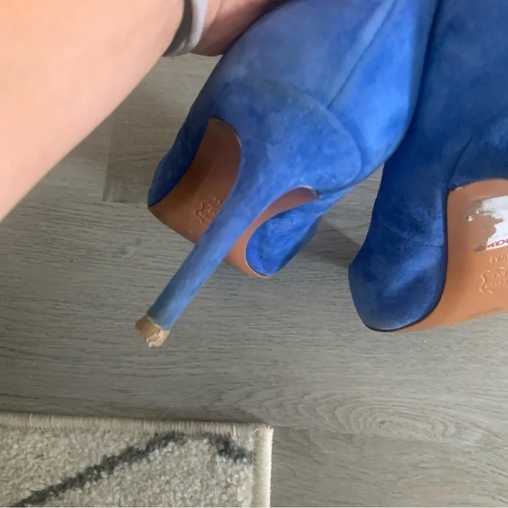 Tory Burch Heels Elane Suede Pumps in Blue